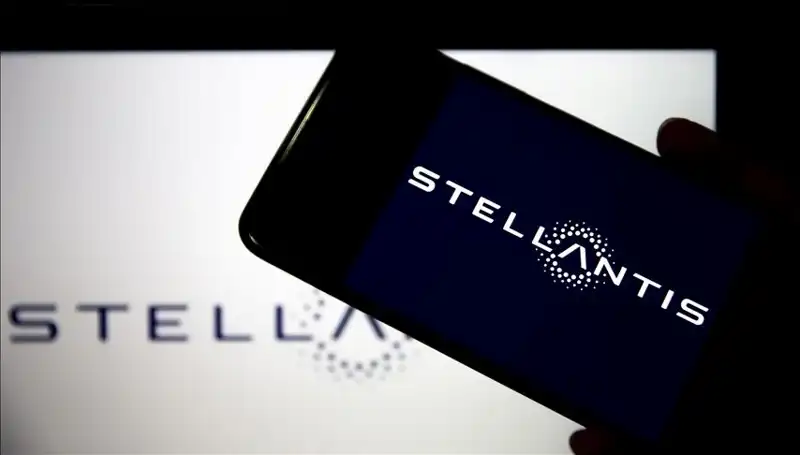 Stellantis’in Krizi Derinleşiyor: Fabrika Kapanmaları Kapıda mı?