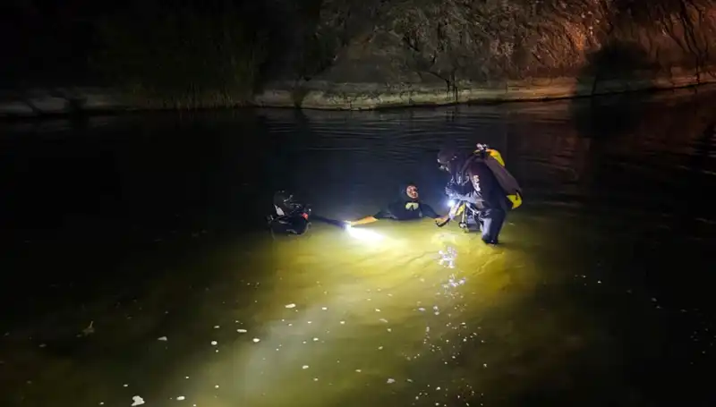 Çaya Düşen Kızını Kurtarmak İsterken Boğulmuş Bir Baba: Dram Dolu Hikaye