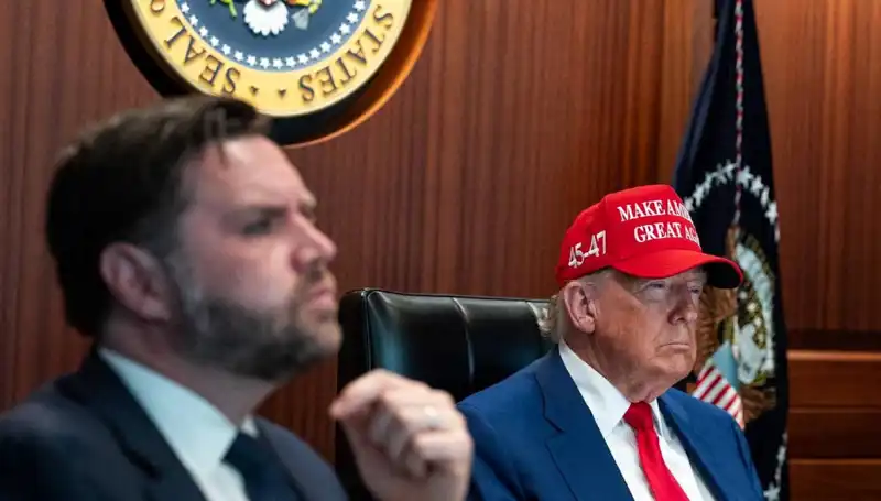 Trump’ın Azil Tasarısı Reddedildi: Siyasi Tartışmalar Yeniden Alevlendi