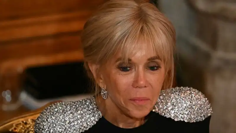 First Lady Davası: "Erkek Olarak Doğdu" Yalanı ile Beraat Kararı