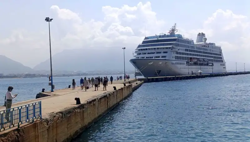 Alanya’ya Gelen ABD’li Turist Sayısında Rekor Artış: Kruvaziyer Keyfi