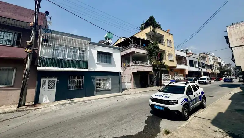 Silah Sesleri Sonrası Yapılan Arama, Anne Kızın Cesedini Buldu