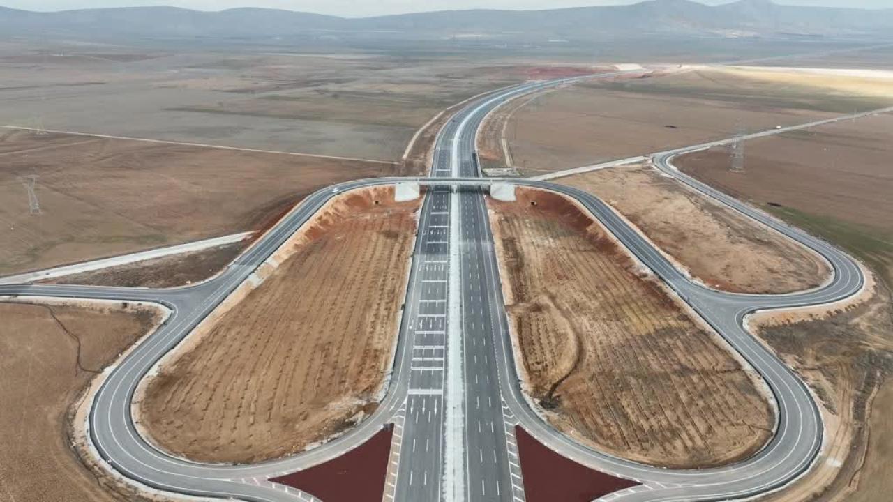 Konya Çevre Yolu'nun İkinci Kesimi Trafik Açıldı