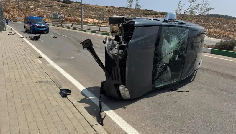 Kilis'te Ticari Araç Devrildi: Facia Sadece İşte Başladı